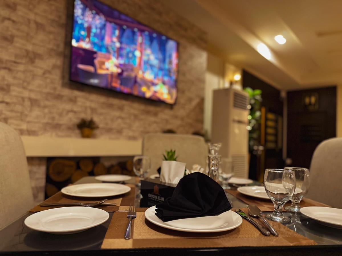 Oxygym Club Hotel & Suites ファイサラーバード エクステリア 写真
